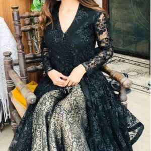 Black embrioded sequinced dress - Image 3