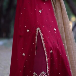 MAROON SLIT CUT DRESS - Image 4