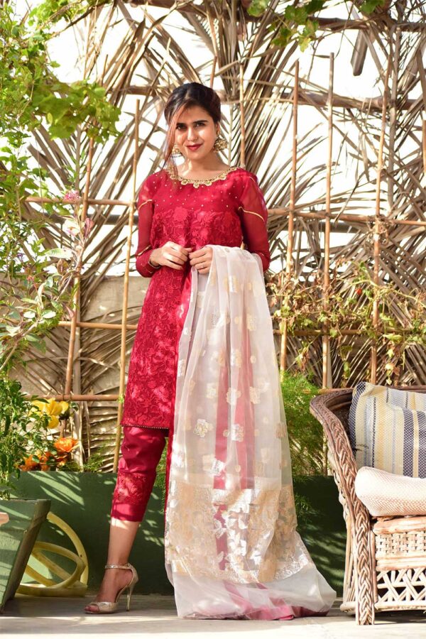 SURKH DRESS