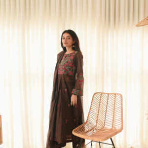 FLOWER GIRL' 07  ( BROWN ATTIRE ) - Image 7