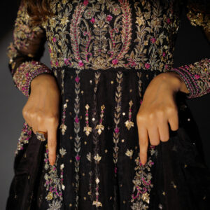 SHEHNAIYAAN '24 ( BLACK BARAAT DRESS ) - Image 3