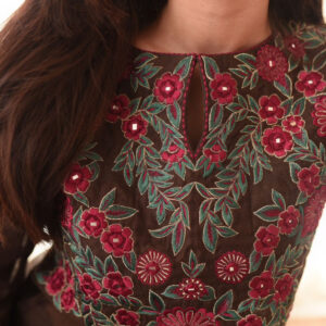 FLOWER GIRL' 07  ( BROWN ATTIRE ) - Image 4