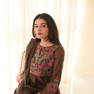 FLOWER GIRL' 07  ( BROWN ATTIRE ) - Image 5