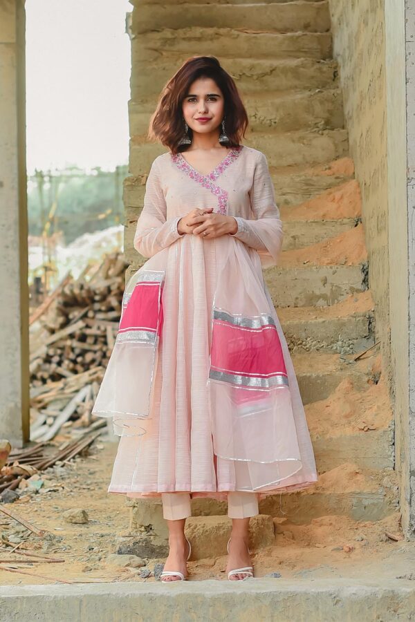LIGHT PINK PISHWAS