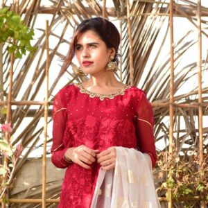 SURKH DRESS - Image 4
