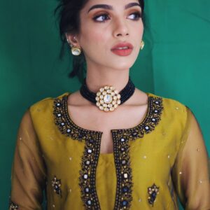MUSTARD GREEN DRESS - Image 2