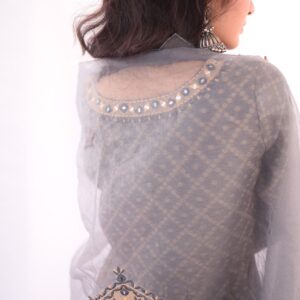 MEETHI EID '24 ( GREEN CHUNRI PISHWAS ) - Image 4