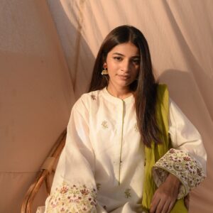 WHITE EMB DRESS - Image 3