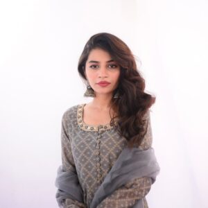 MEETHI EID '24 ( GREEN CHUNRI PISHWAS ) - Image 5