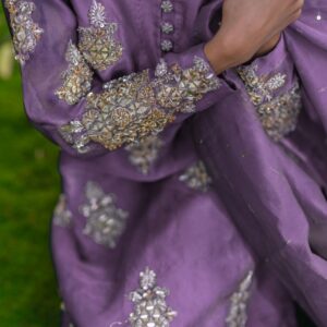 LAVENDER HANDWORKED DRESS - Image 2