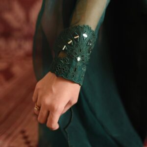 SEMI FORMAL '24 ( GREEN ORGANZA ) - Image 3