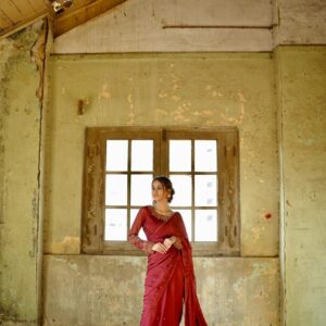 ZEBAISH E ZAMANA ( SAREE ) - Image 5