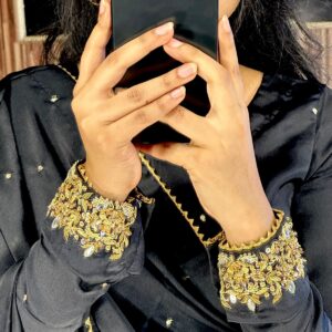 MAYON SAREE IN BLACK COLOR - Image 2