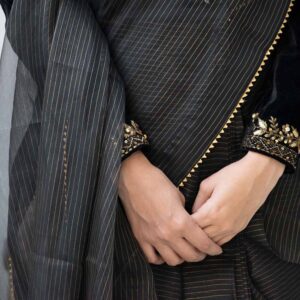 BLACK LINES SAREE WITH VELVET BLOUSE - Image 6
