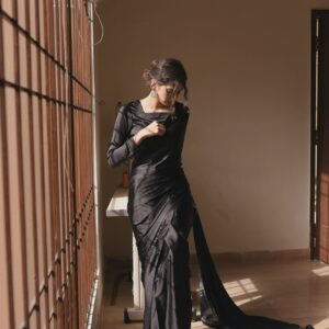 BLACK SILK SAREE - Image 4