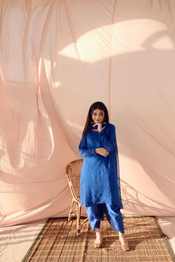 BLUE EMBRIODERED DRESS