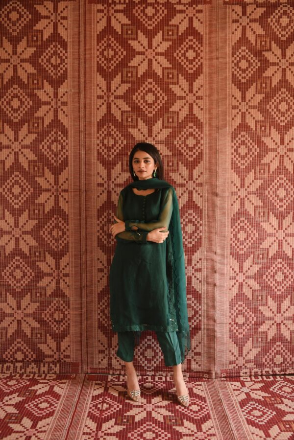 SEMI FORMAL '24 ( GREEN ORGANZA )