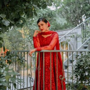 ENGAGEMENT RED DRESS - Image 3