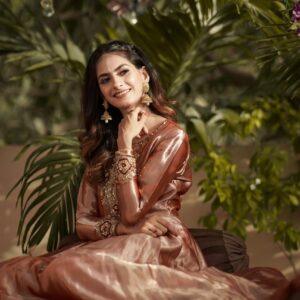 PINK/GOLD LAMA DRESS - Image 2