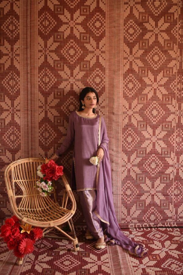 SEMI FORMAL '24 ( LAVENDER SHALWAR KAMEEZ )