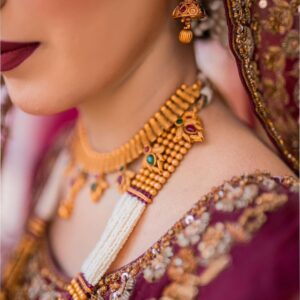 BURGUNDY BRIDAL DRESS - Image 5