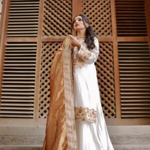 LAJPAAL "WHITE/BROWN GARARA"