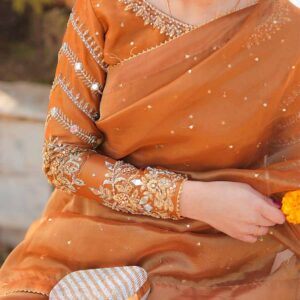 LAAMA SAREE - Image 4