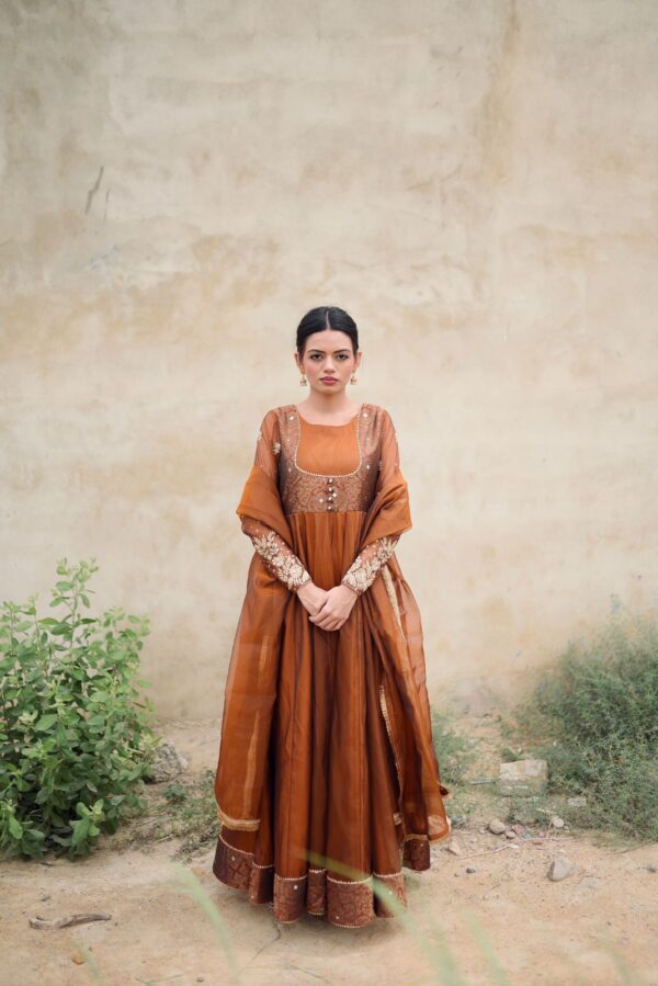 BROWN ORGANZA JAMWAAR PISHWAS