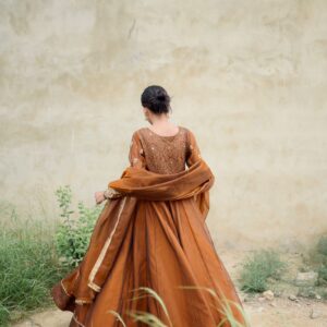 BROWN ORGANZA JAMWAAR PISHWAS - Image 6