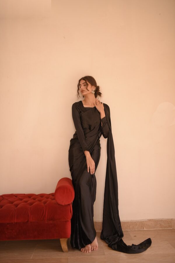 BLACK SILK SAREE