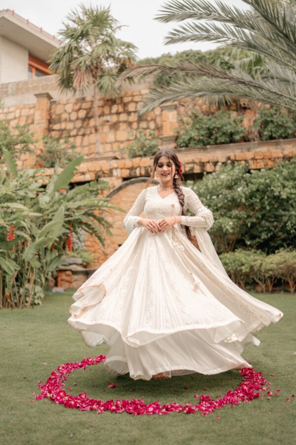 JASHN E BAHARA ( OFFWHITE)