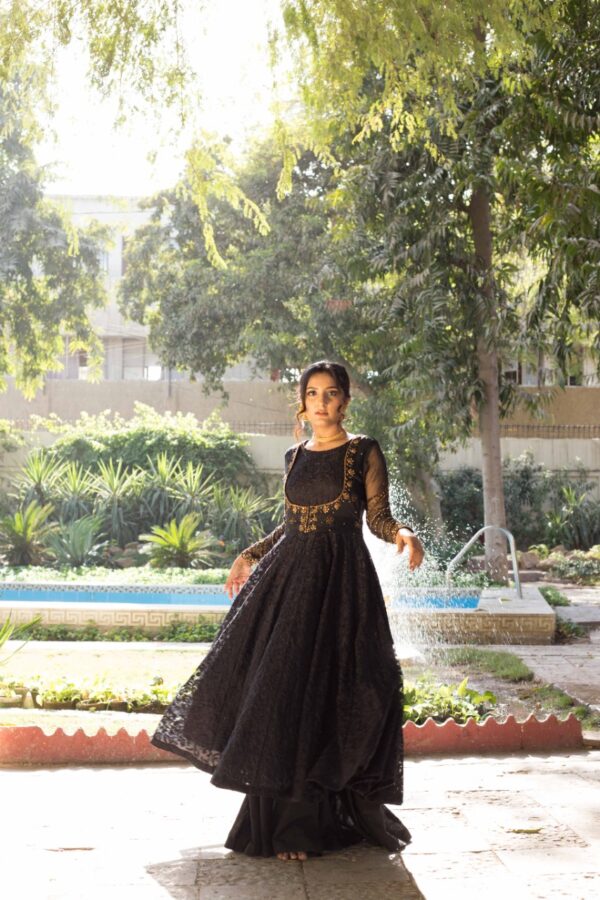 Rangeen kehkashan ( BLACK )