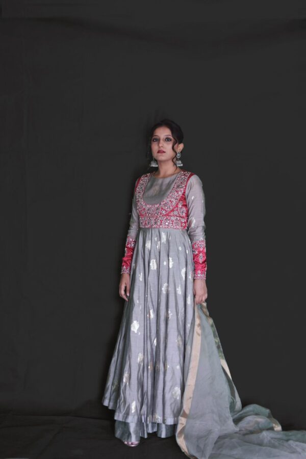 GREY JACQUARD PINK KOTI PISHWAS