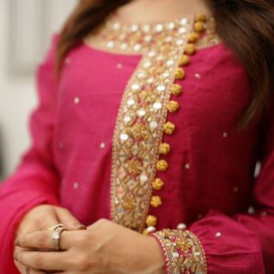 MAGENTA LOOM NET DRESS - Image 4