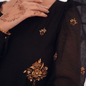 BLACK LONG SHIRT PUFF SLEEVES - Image 5