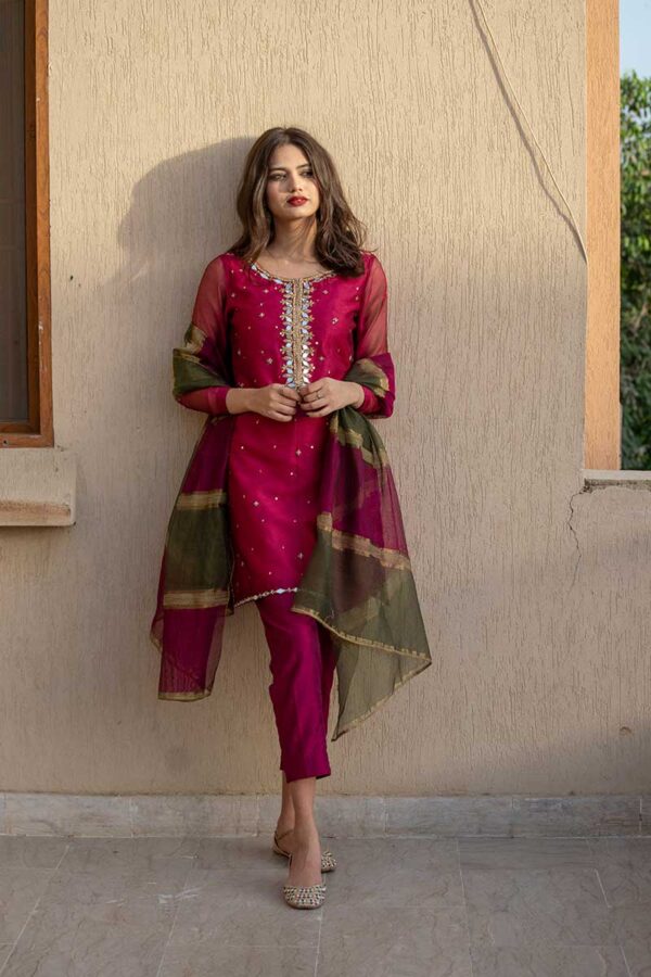 MAGENTA SHEESHA WORK DRESS