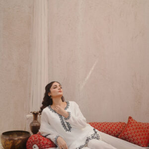 EID COLLECTION’25  WHITE FARSHI SHALWAR - Image 6
