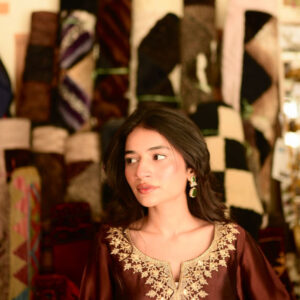 BROWN FARSHI DRESS - Image 10